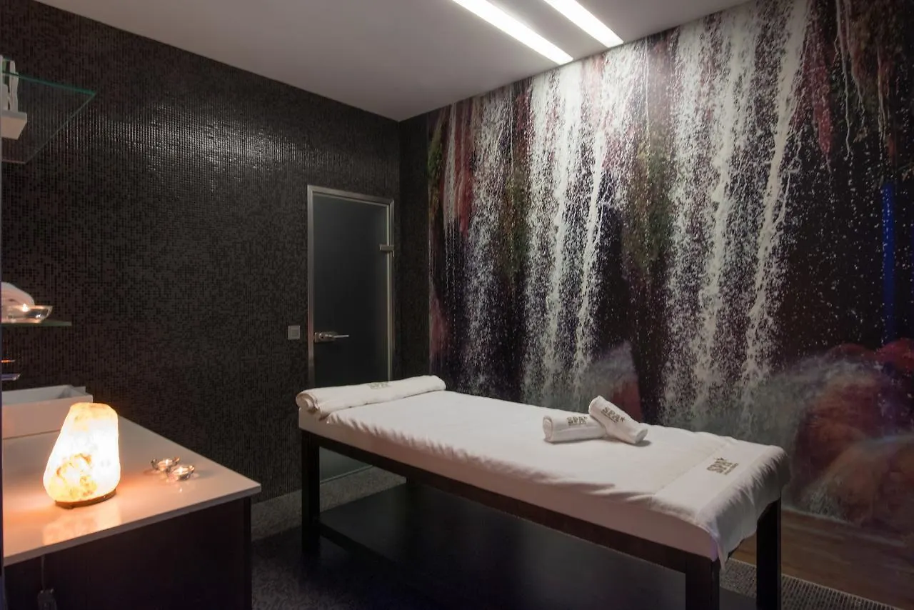 Iberostar Grand Budapest 5*,