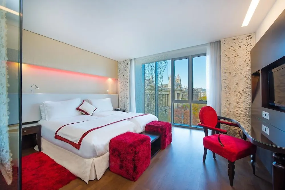Iberostar Grand Budapeşte Otel
